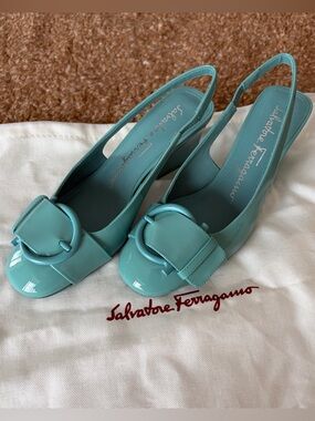 Women’s Sz 5 Salvatore Ferragamo Briget 55 Gancini Slingback Pumps In Turquoise
